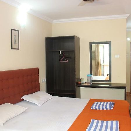 Palm Resort Calangute Exterior foto